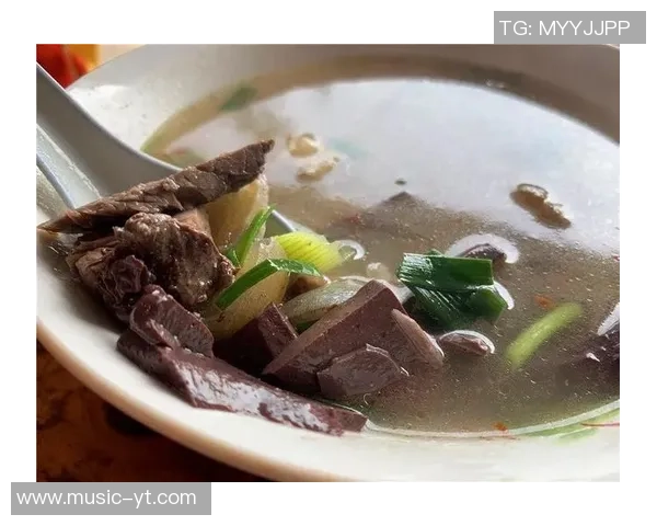 杨瀚森吃饭事情内情：只吃了牛肉汤，女友供给正向反应，有在加练